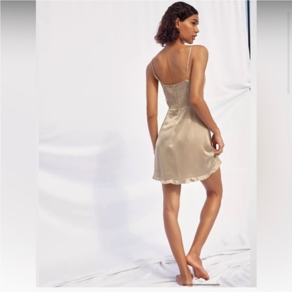 Wilfred Vegan Silk Skye Slip Dress from Aritzia - Picture 4 of 10